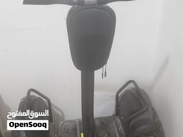 للبيع سكوتر نظيف مافي شي بس البطاريه خربانه من كثر الاستعمال وقف الي جاد يتصل