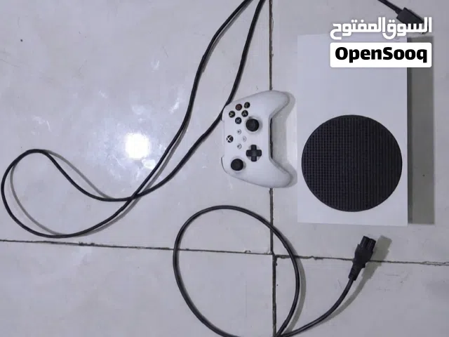اكس بوكس سيريس اس مستخدم اللون الابيض الجهاز جدا نظيف ما بي اي شخط استخدام شخصي وما تعبان شوف الوصف