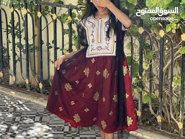 Girls Dresses in Al Dakhiliya