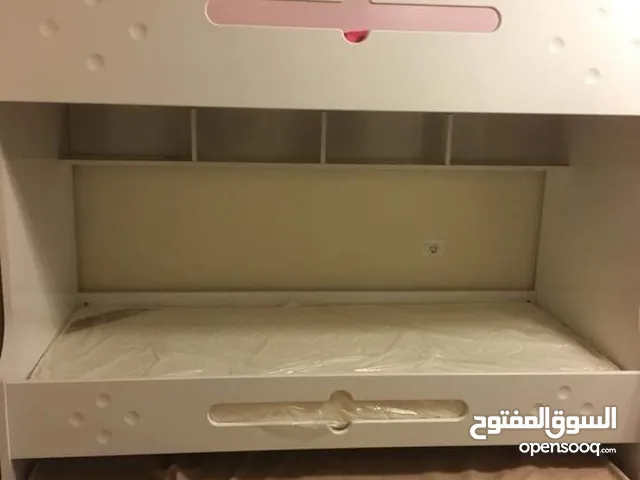 سرير مكون من 3 أسرة