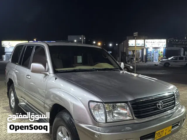 2001 تويوتا لاند كروزر VXR