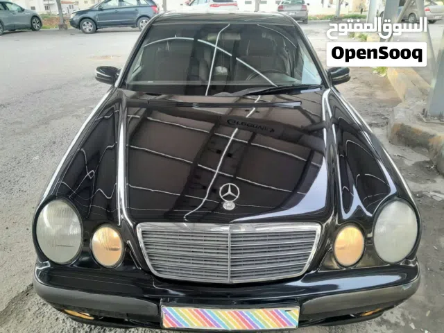 2001 Mercedes Benz E-Class E 200
