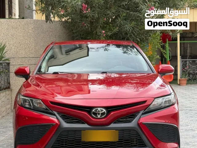 2021 تويوتا كامري SE