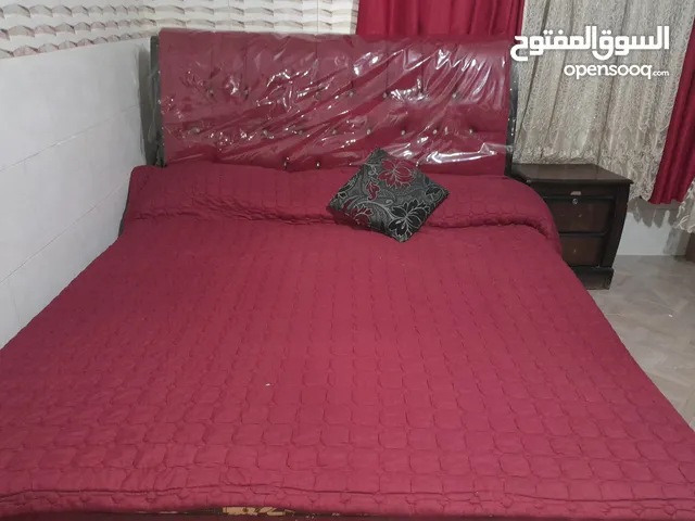 غرفة نوم بحالة جيدة جداا للبيع للتواصل واتس اب