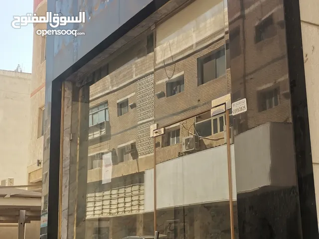 للايجار بحولي محل 40 متر مشطب بدون خلو