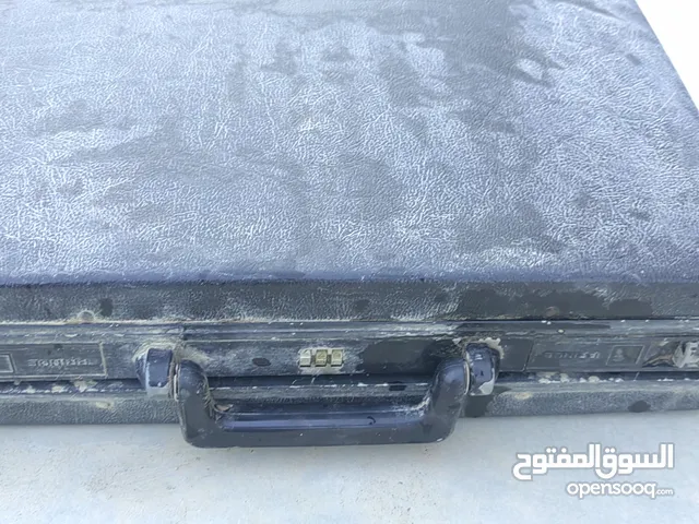 حقيبه يد قديمه
