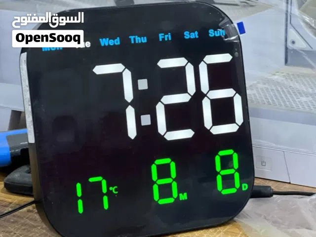 ساعة مكتبي رقمي حجم كبير