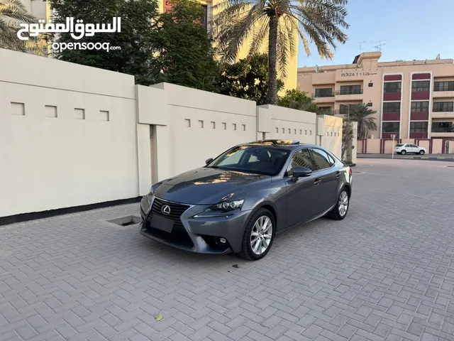 Used Lexus IS in Manama