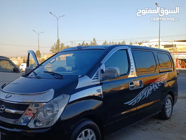 Hyundai H1 2011 in Zarqa