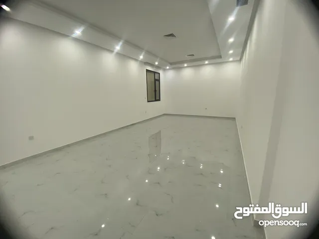 250m2 3 Bedrooms Apartments for Rent in Al Ahmadi Eqaila