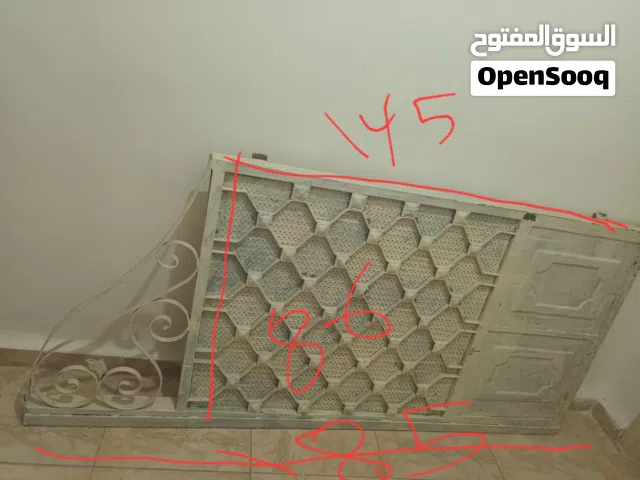 بوابة خارجيه ضرفه واحده فقط   وشبك حمايه  للبيع