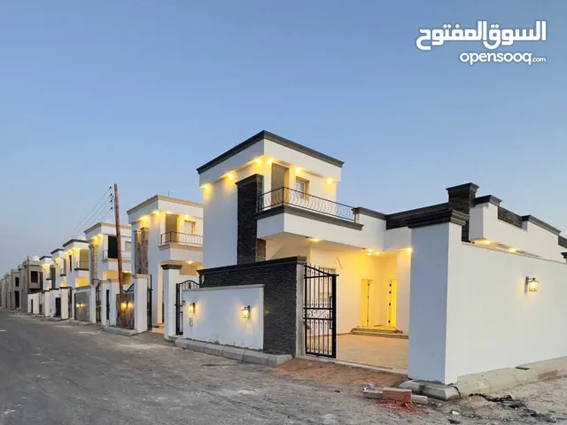 180 m2 3 Bedrooms Townhouse for Sale in Tripoli Khallet Alforjan