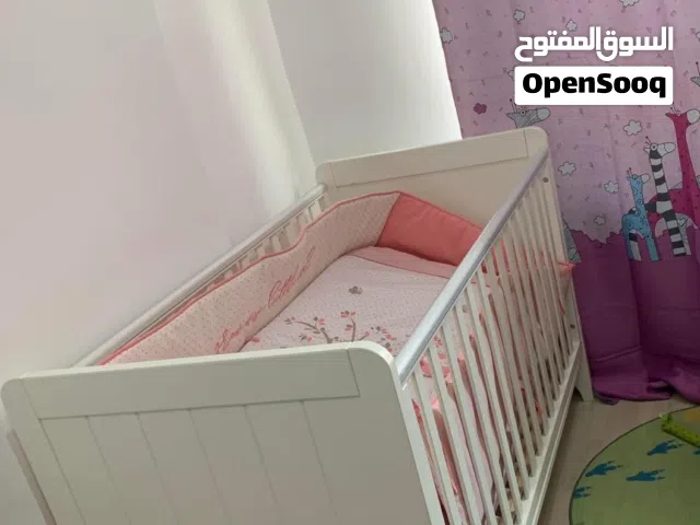 سرير أطفال