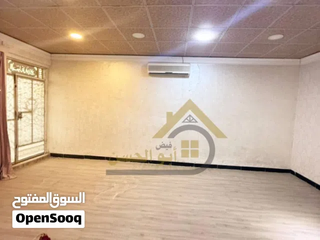 350 m2 3 Bedrooms Townhouse for Rent in Basra Saie
