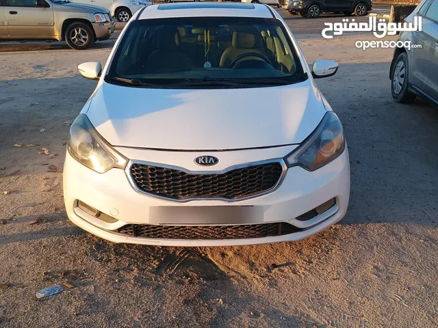 Used Kia Cerato in Farwaniya