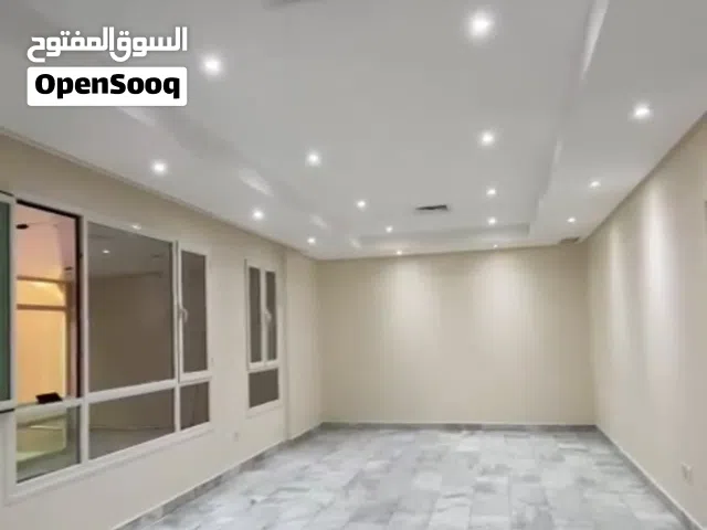 للإيجار شقه في الجابريه مساحه كبير تشطيب سوبر  3 غرف كلهم ماستر