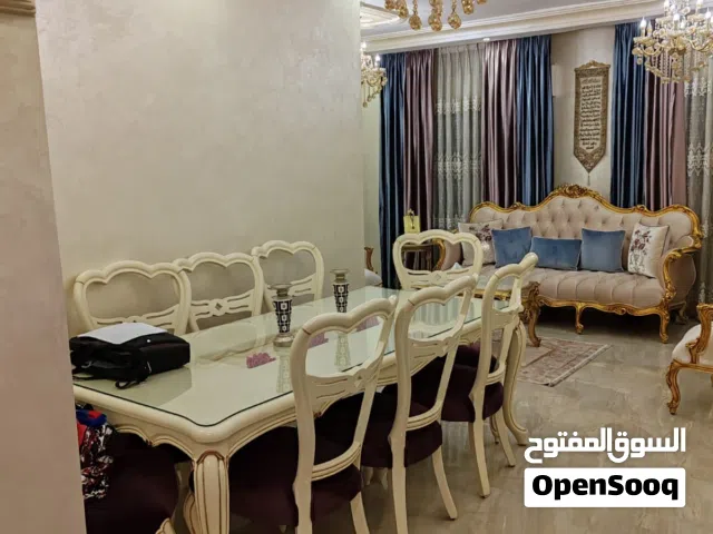 شقة طابق ثاني للبيع في البيادر