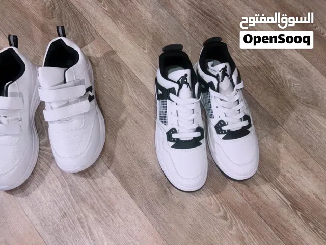 سبيدروات نسائية للجيم والرياضة خامة ممتازة تصفية بضاعة بسعر كزيوني