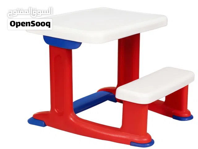 مكتب بلاستيك للأطفال – مناسب حتى سن 10 سنوات