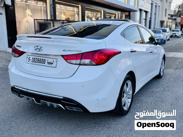 2012 Hyundai Elantra GL MID