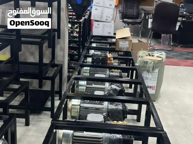مضخة غسيل سيارات الموديل : اي الحجم : 200  الماركة :بار ايطالي