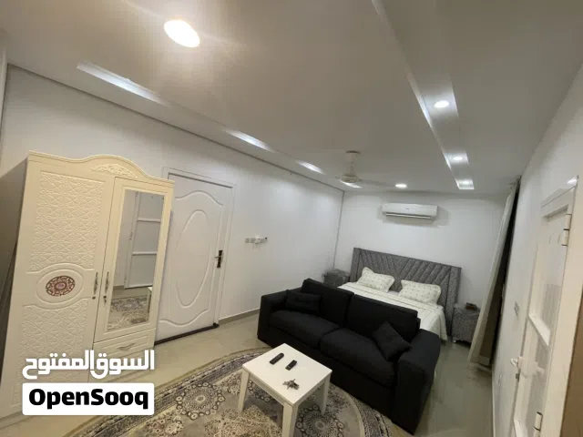 Furnished Daily in Muscat Al Maabilah