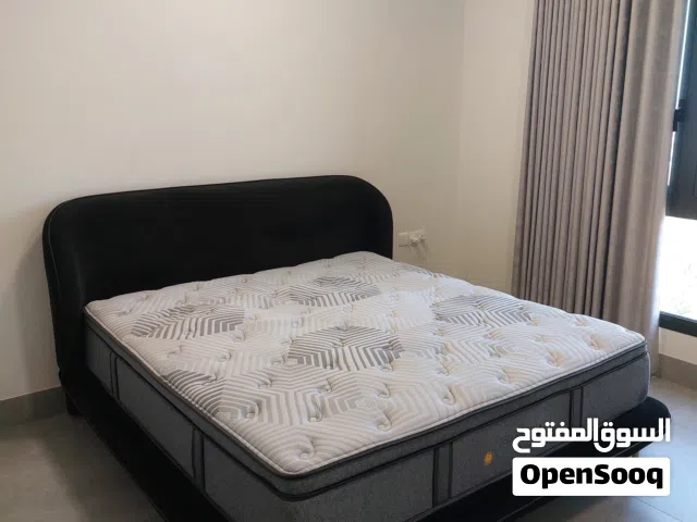 مرتبة طبية فاخرة بحالة ممتازة  niche medical mattress excellent condition