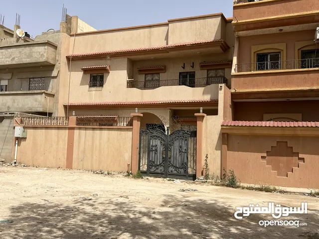 300 m2 More than 6 bedrooms Villa for Sale in Benghazi Al Hada'iq