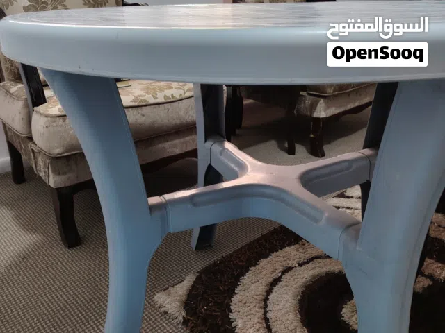 10 دنانير طاولة بلاستيك سامبا بحالة ممتازة