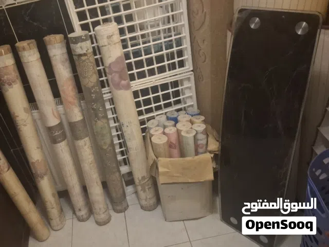 20 رول جدران WallPaper مكس + رف سيكوريت فاخر للمحال التجارية و لغرف المنازل جديدة مغلف