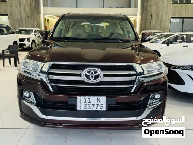 2019 تويوتا لاند كروزر VXR