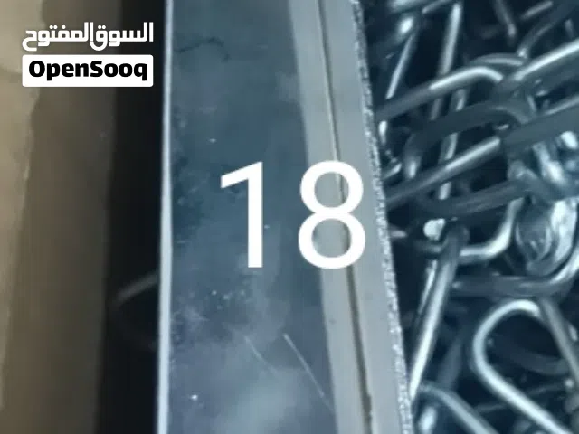 ديكورات المحل شبه جديد