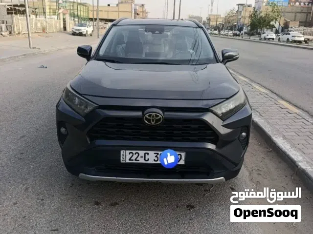 2022 تويوتا راف فور XLE