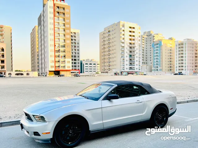 A Clean And Beautiful FORD MUSTANG 2012 SILVER GCC SOFT TOP CONVERTIBLE