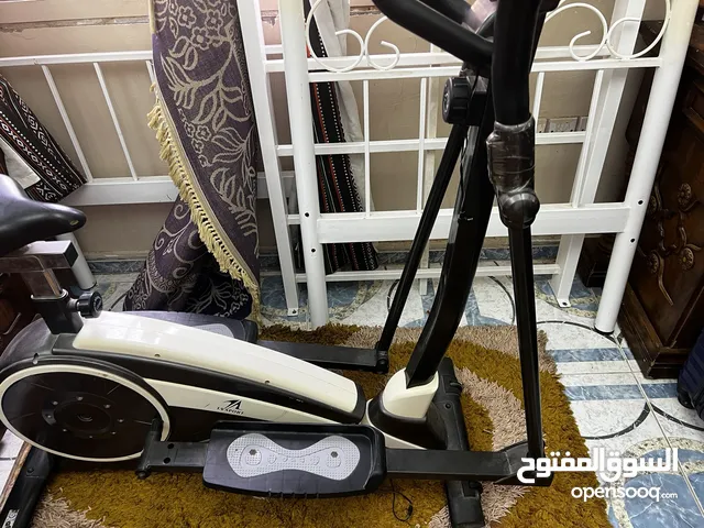 اله رياضيه مستخدمه بسيطه لديها عداد كهربائي