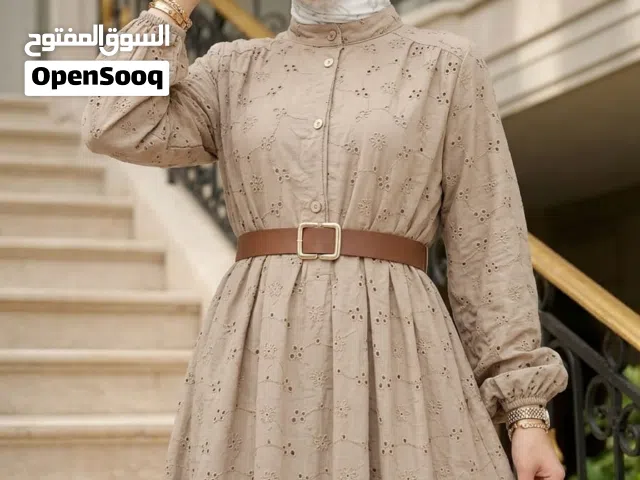 دلّعي حالك بدون ما تدفعي كتير!   فستـان  دبـل كلـوش شامل الحزام