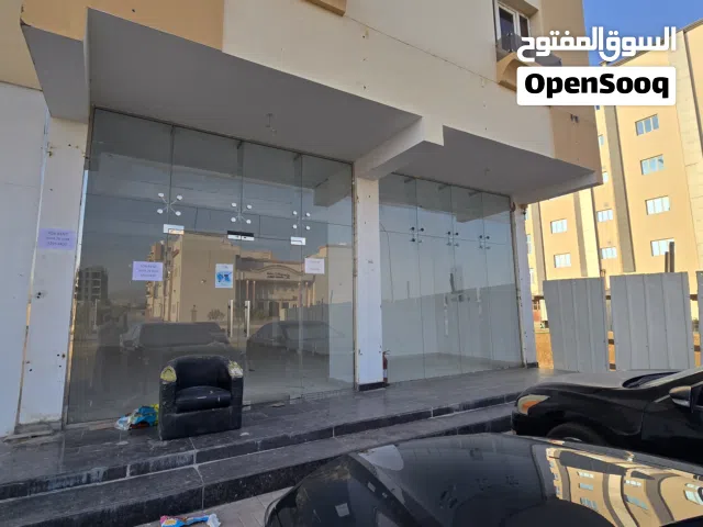 للايجار.. محلين مع بعض بالموالح الجنوبية خلف امواج للعطور وقريب من سوق الموالح المركزي