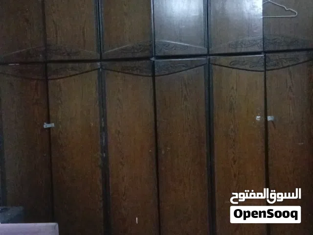 خزانه 50د قابل للتفاوض  مستعمل نظيف