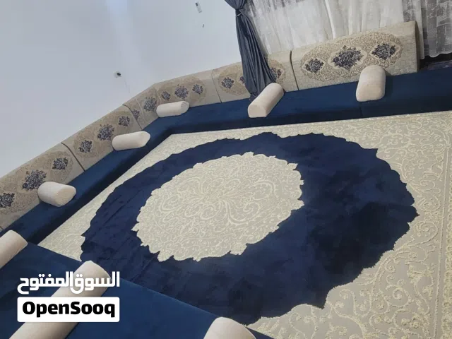 عدد 3 جلسات مع 3 بساطات بسعر كزيوني