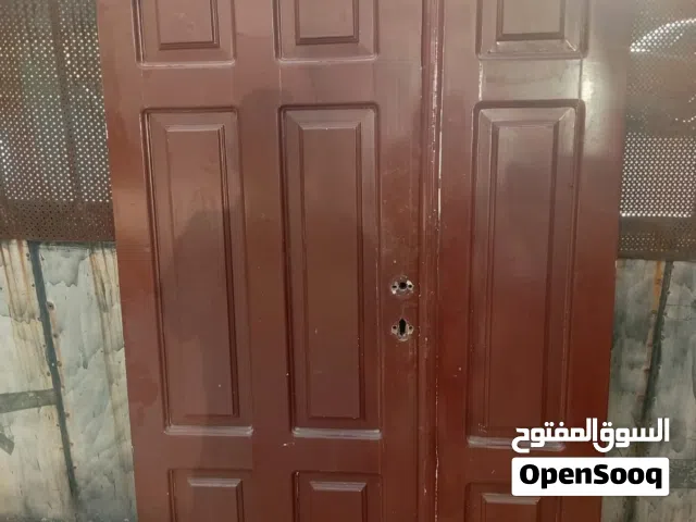 باب خشب مع الملبن باب خشب ثقيل ظرفه وربع
