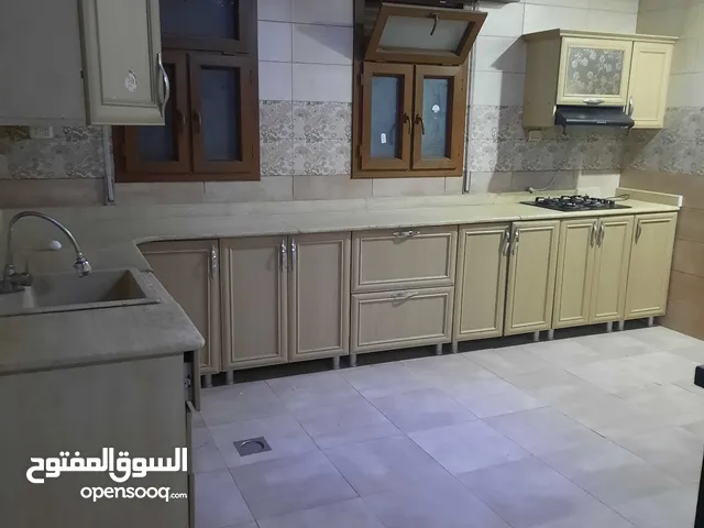 140 m2 2 Bedrooms Apartments for Rent in Tripoli Al-Serraj