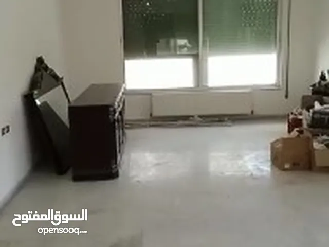 شقة طابقية للبيع في ام اذينة الشرقي - ref : 14475