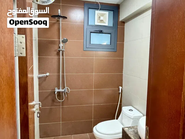 شقه الايجار مفروشه فرش كامل بنايه جديده ممتازه