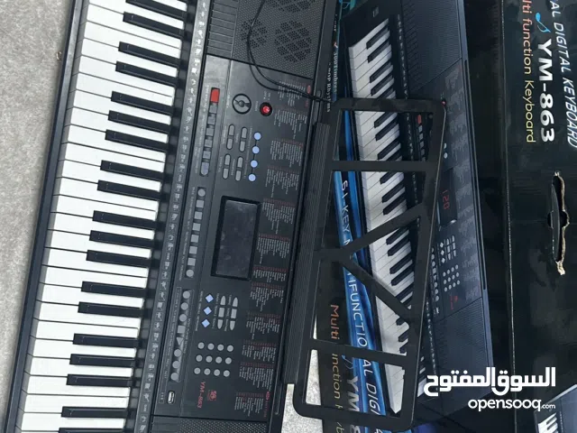 بيانو ديجتال بحاله ممتازه مستعمل استعمال خفيف