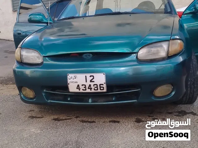 1995 هيونداي اكسنت Standard