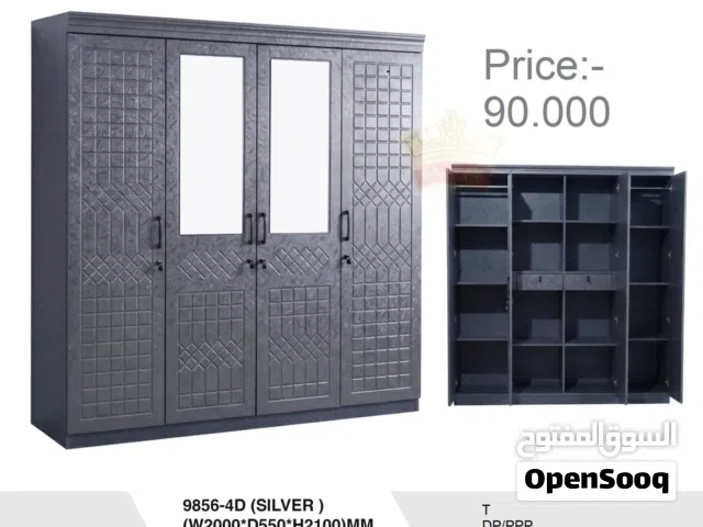 خزانة بأربعة أبواب جديدة تمامًا  4Door Cupboard Brand New