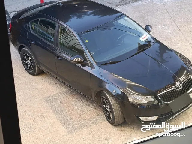 سياره سكودا اوكتافيا 2013