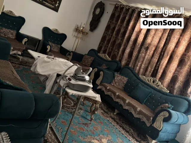 بيت طابقين للبيع