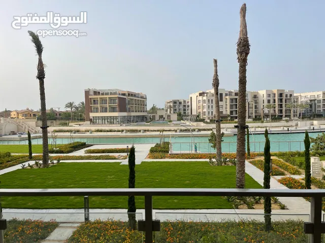 شاليه للإيجار علي القنال في مراسي مارينا الساحل الشمالي سيدي عبد الرحمن -Marassi marina North coast