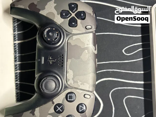 يده نضيفه تشتغل مافيها مشاكل بس الربله مال الL3 طايحه